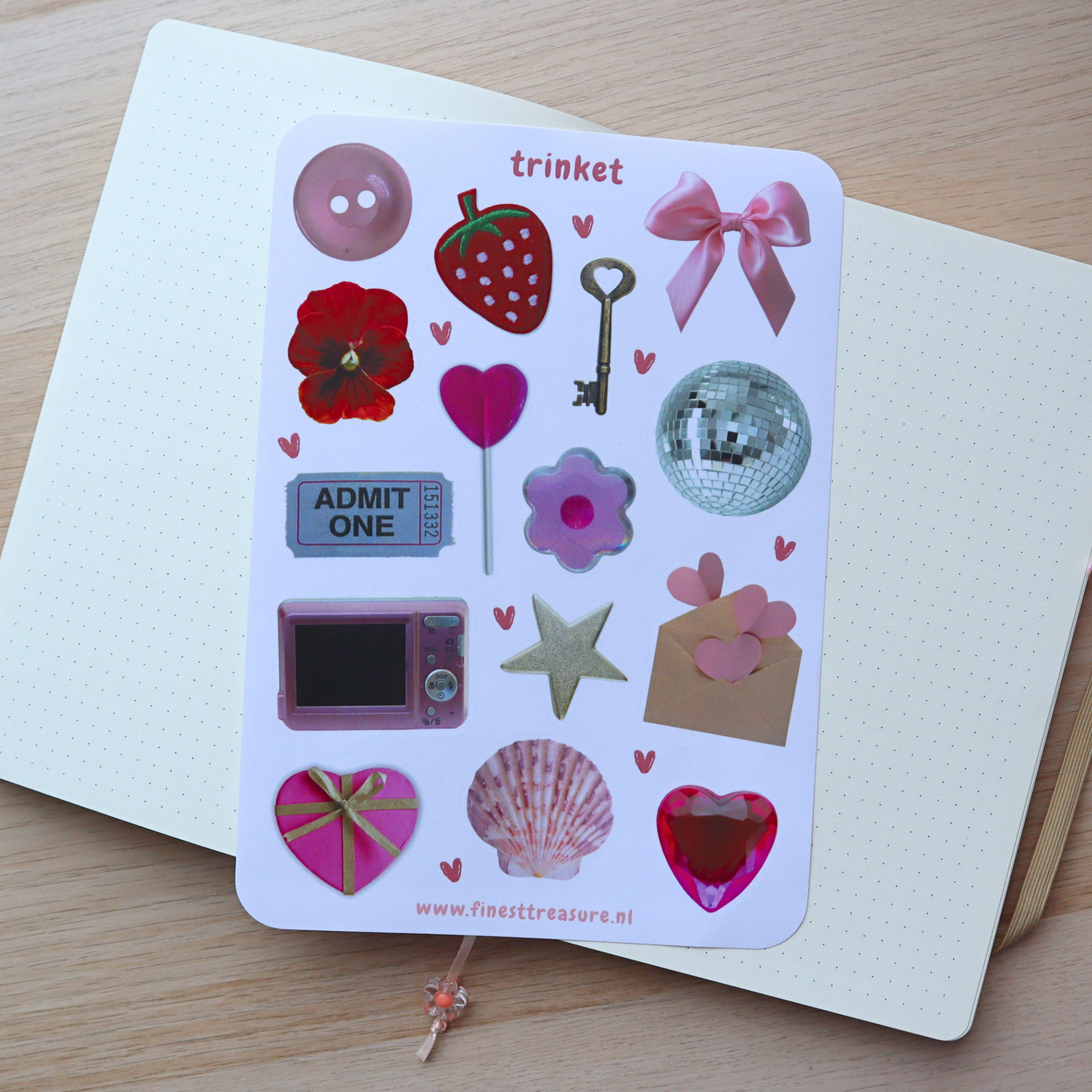 Stickervel Trinket